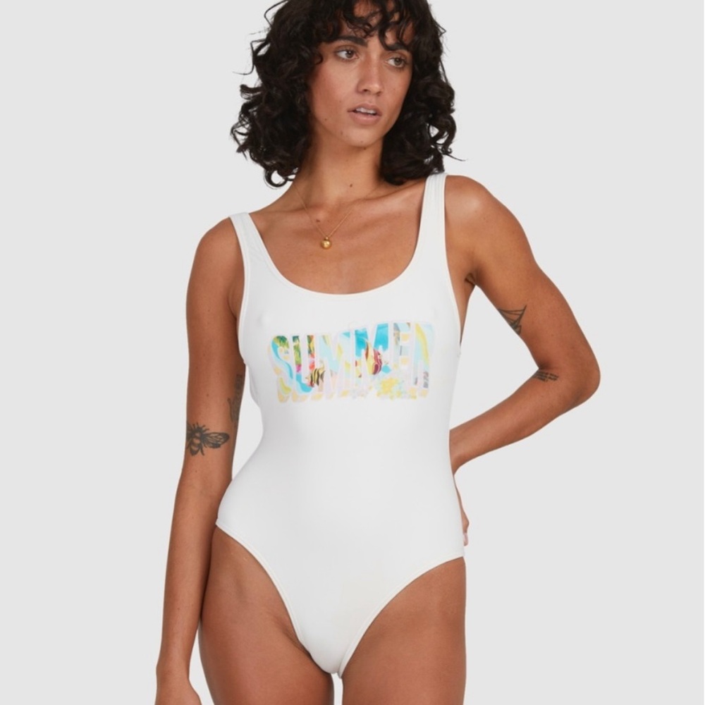 🔥🔥BILLABONG - SUMMER TANKER ONE PIECE🔥🔥 - Picture 3 of 9